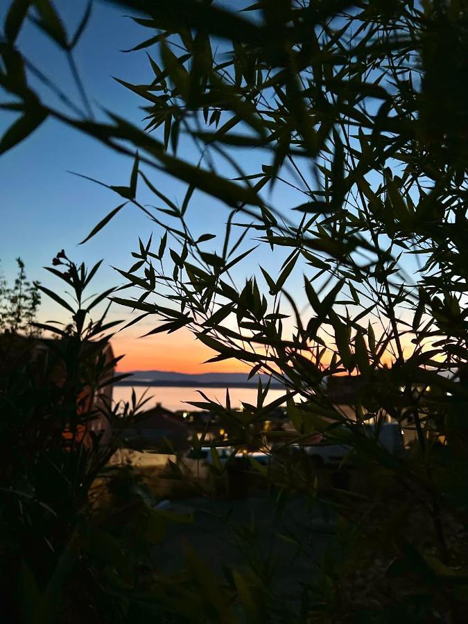 Apartments Villa Klaudia - Adults Only Crikvenica Exterior foto